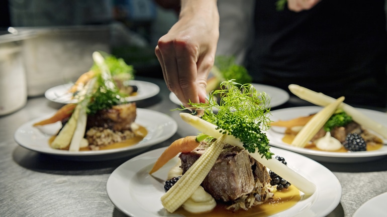Top 11 Food Presentation Tips for Your Restaurant